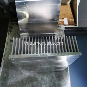 อลูมิเนียม Spatula Profile Heat Sink สำหรับแลกเปลี่ยนความร้อน